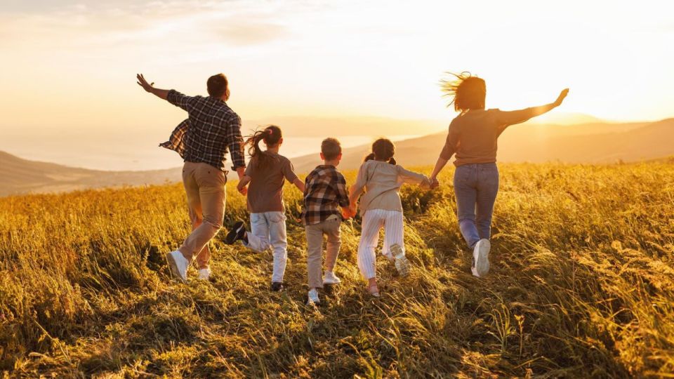 В 2026 году Социальный фонд расширяет меры поддержки семей с детьми