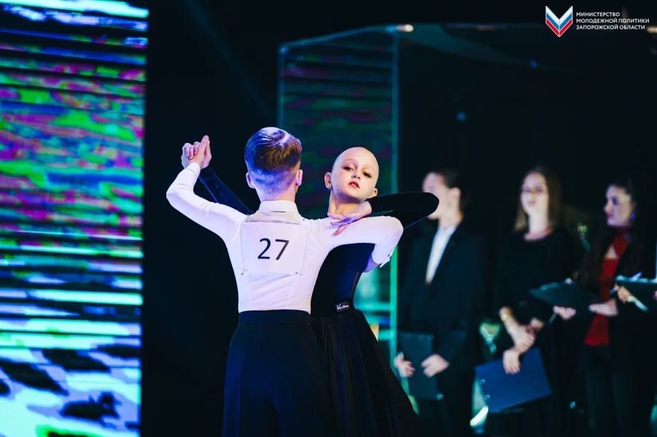 Итоги, эмоции и вдохновение: отчётный концерт бальных танцев прошёл в Мелитополе Итоги, эмоции и вдохновение: отчётный концерт бальных танцев прошёл в Мелитополе