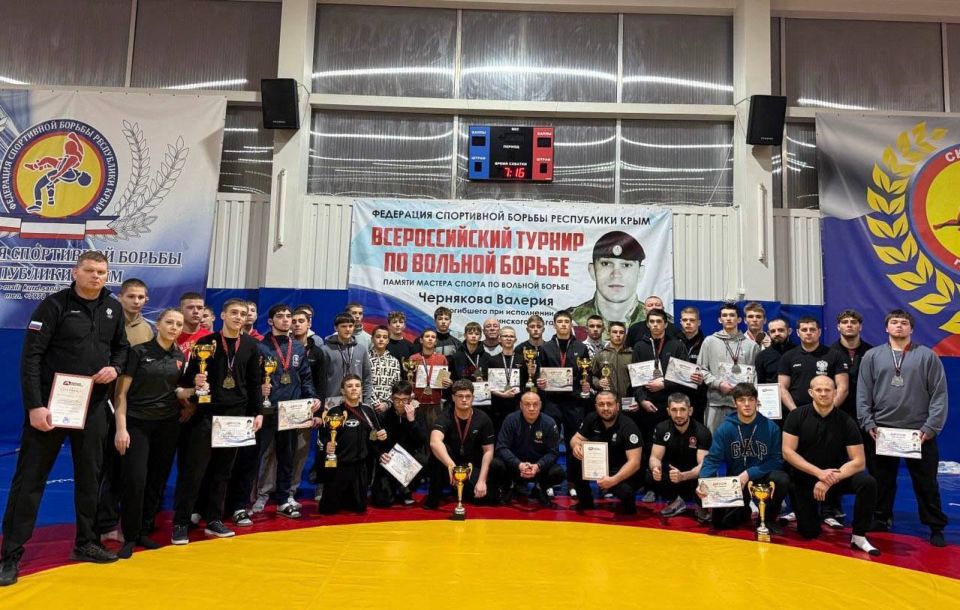 Триумф в Алуште: Борцы СШ №3 – Лучшие в Запорожской области по итогам 2025 года! Триумф в Алуште: Борцы СШ №3 – Лучшие в Запорожской области по итогам 2025 года!
