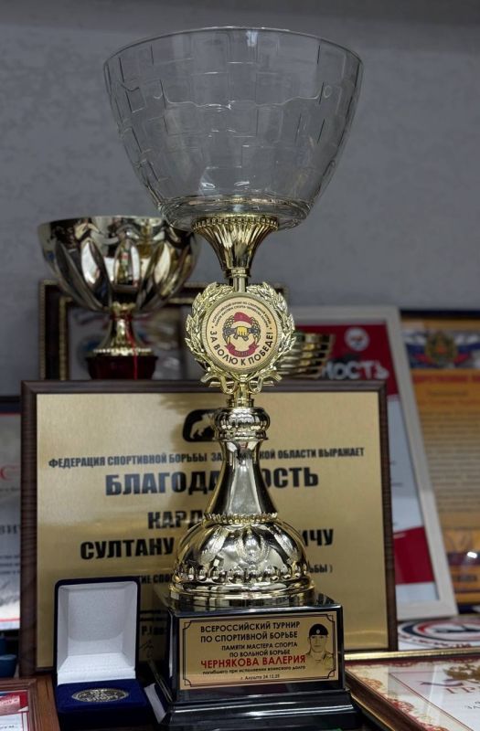 Триумф в Алуште: Борцы СШ №3 – Лучшие в Запорожской области по итогам 2025 года! Триумф в Алуште: Борцы СШ №3 – Лучшие в Запорожской области по итогам 2025 года!