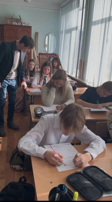 Всероссийский конкурс "Учитель года России 2026" Всероссийский конкурс "Учитель года России 2026"