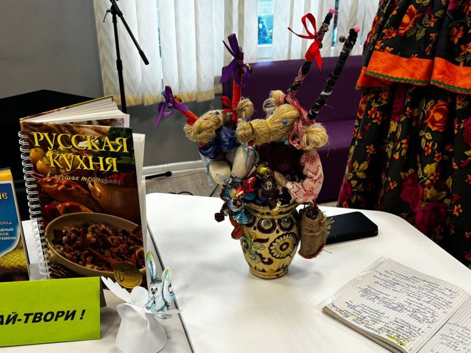 «Настали Святки. То-то радость!» «Настали Святки. То-то радость!»