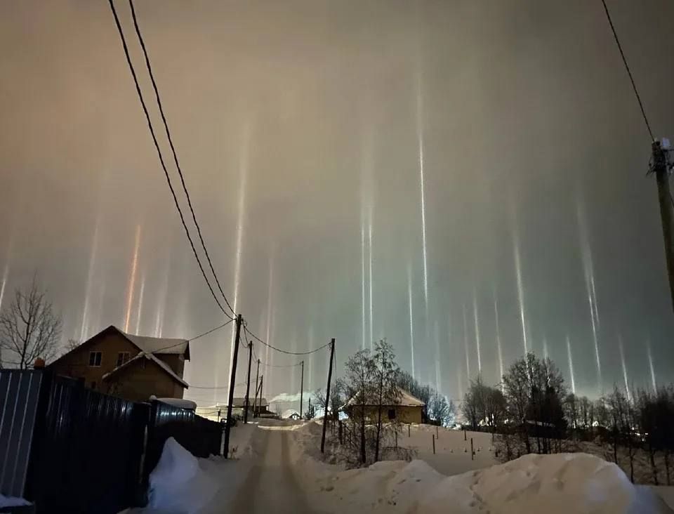 По поводу «луча» над Мелитополем, фото которых стали распространять отдельные блогеры и телеграм каналы По поводу «луча» над Мелитополем, фото которых стали распространять отдельные блогеры и телеграм каналы