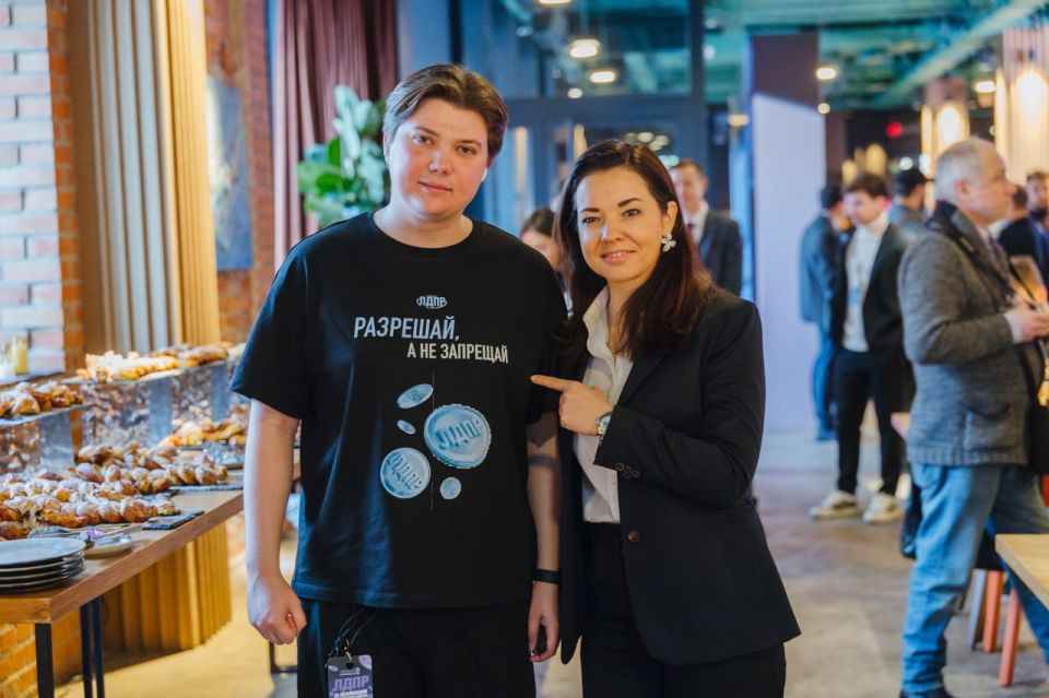 ���� � �� ����������� ����������� � ������