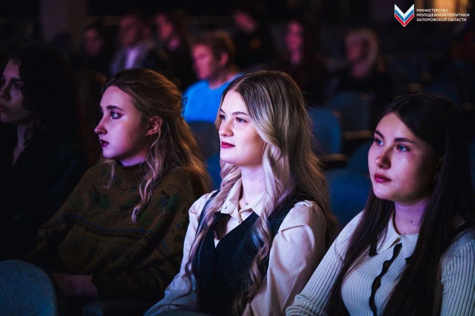 ���� ����� ������ � ������: ������ ������� � �������� ����� ��������� � ����������