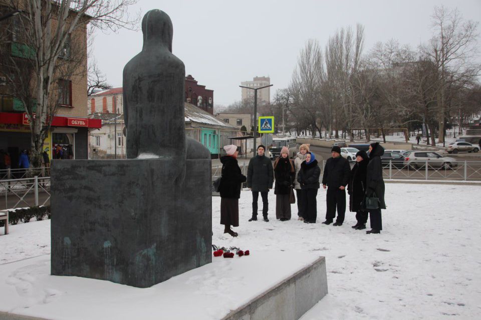 27 ������ ��������� �������� ������� ������ ����� ��������� 1941�1943 �����