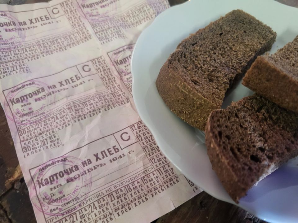 В Мелитополе состоялся показ фильма «Блокадная юстиция. Адвокаты» В Мелитополе состоялся показ фильма «Блокадная юстиция. Адвокаты»