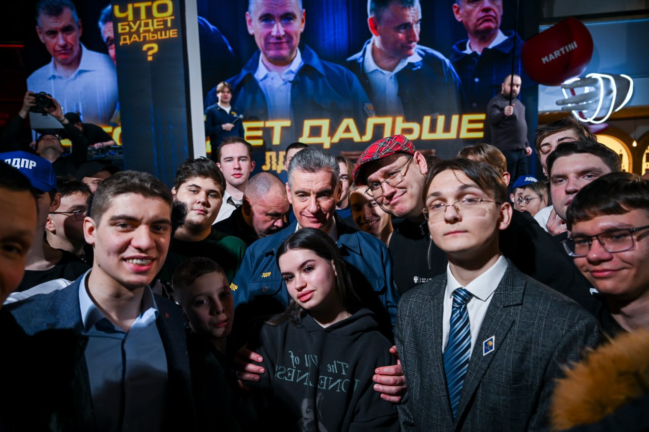 Леонид Слуцкий встретился со студентами: разговор без купюр о будущем молодёжи Леонид Слуцкий встретился со студентами: разговор без купюр о будущем молодёжи