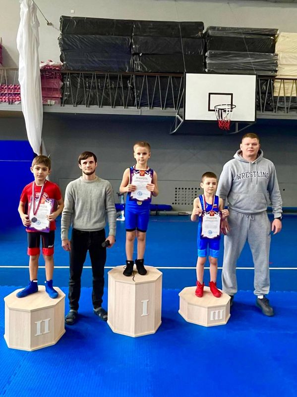 Сила, традиции и единство на борцовском ковре Сила, традиции и единство на борцовском ковре