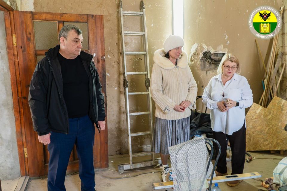 Сергей Золотарёв: Вместе с исполняющей обязанности председателя Мелитопольского городского Совета Ириной Матвиенко посетили региональное отделение Всероссойского общества глухих Сергей Золотарёв: Вместе с исполняющей обязанности председателя Мелитопольского городского Совета Ириной Матвиенко посетили региональное отделение Всероссойского общества глухих