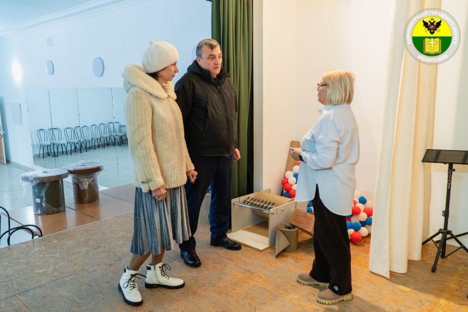 Сергей Золотарёв: Вместе с исполняющей обязанности председателя Мелитопольского городского Совета Ириной Матвиенко посетили региональное отделение Всероссойского общества глухих Сергей Золотарёв: Вместе с исполняющей обязанности председателя Мелитопольского городского Совета Ириной Матвиенко посетили региональное отделение Всероссойского общества глухих