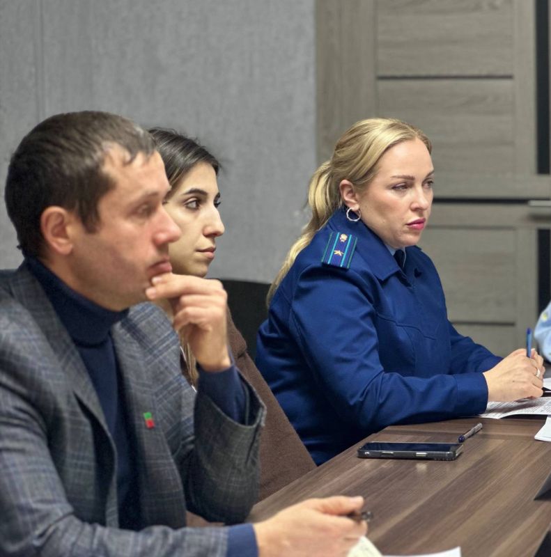 Состоялось заседание Комиссии по делам несовершеннолетних и защите их прав Мелитопольского муниципального округа Состоялось заседание Комиссии по делам несовершеннолетних и защите их прав Мелитопольского муниципального округа