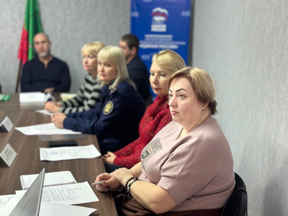 Состоялось заседание Комиссии по делам несовершеннолетних и защите их прав Мелитопольского муниципального округа Состоялось заседание Комиссии по делам несовершеннолетних и защите их прав Мелитопольского муниципального округа