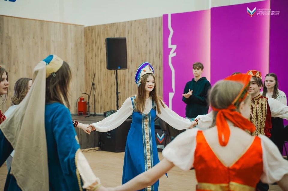 В Запорожской области состоялось мероприятие в честь открытия Года единства народов России В Запорожской области состоялось мероприятие в честь открытия Года единства народов России