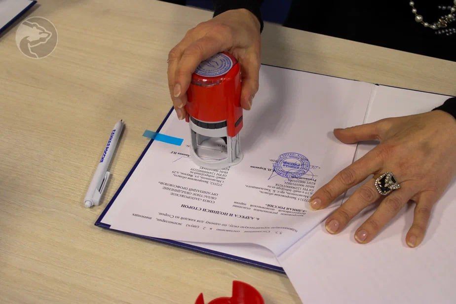 Запорожское региональное отделение Единой России и союз «Запорожское областное объединение организаций профсоюзов» подписали соглашение о сотрудничестве и взаимодействии Запорожское региональное отделение Единой России и союз «Запорожское областное объединение организаций профсоюзов» подписали соглашение о сотрудничестве и взаимодействии