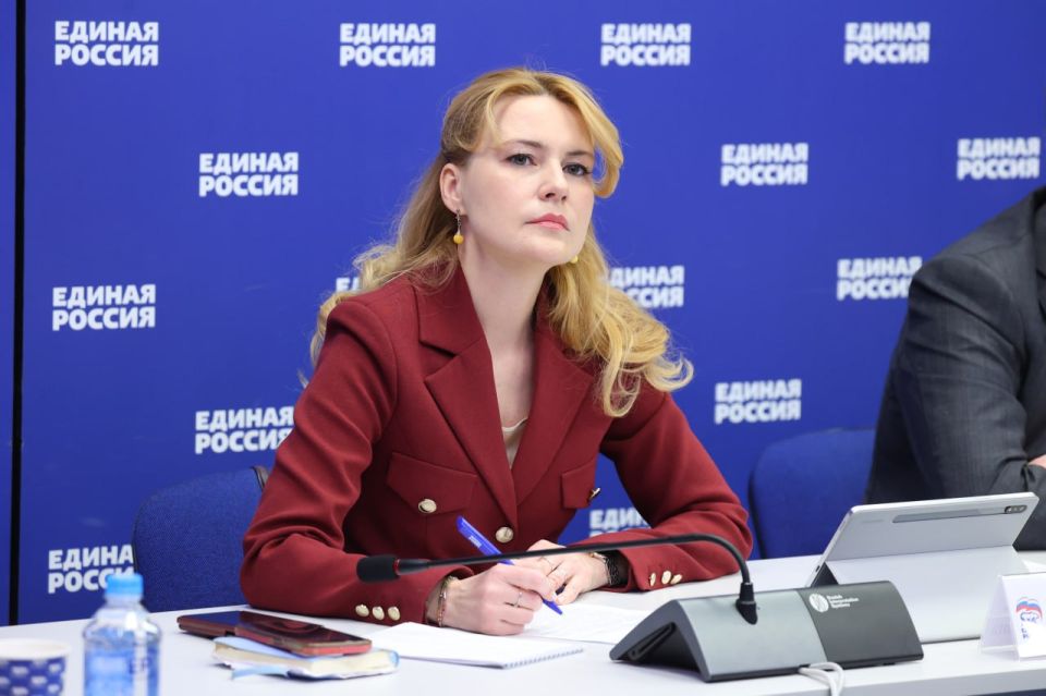 «Единая Россия» трудоустроила 580 тысяч россиян: итоги реализации партийного проекта «Моя карьера с Единой Россией» «Единая Россия» трудоустроила 580 тысяч россиян: итоги реализации партийного проекта «Моя карьера с Единой Россией»