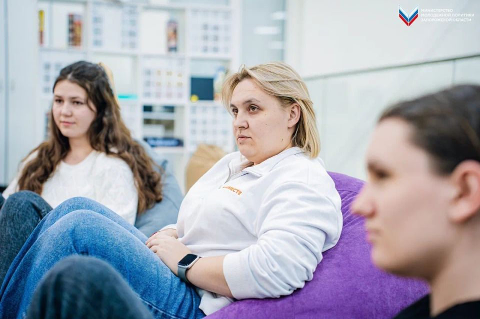 В Мелитополе прошёл совет межрегионального молодёжного движения «Юг Молодой» В Мелитополе прошёл совет межрегионального молодёжного движения «Юг Молодой»