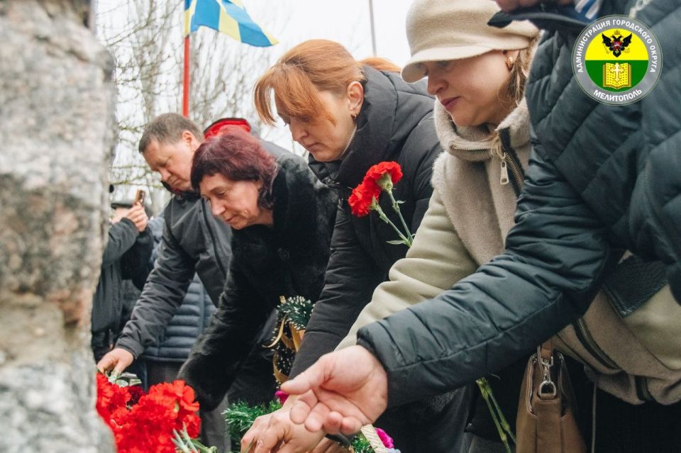 ������ ��������: ������� ������ ���� � ����� ������� � ���� ������ � ���������, ����������� ��������� ���� �� ��������� ��������� � 37-� ��������� ������ ��������� ����� �� �����������