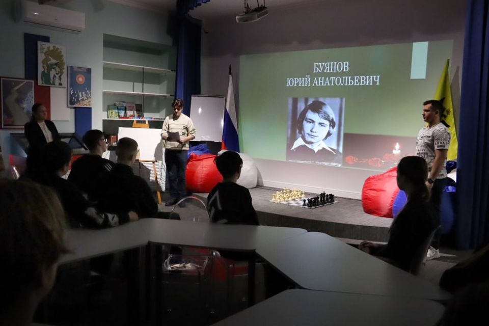 Афганистан — наша память и боль: урок мужества в Мелитополе Афганистан — наша память и боль: урок мужества в Мелитополе