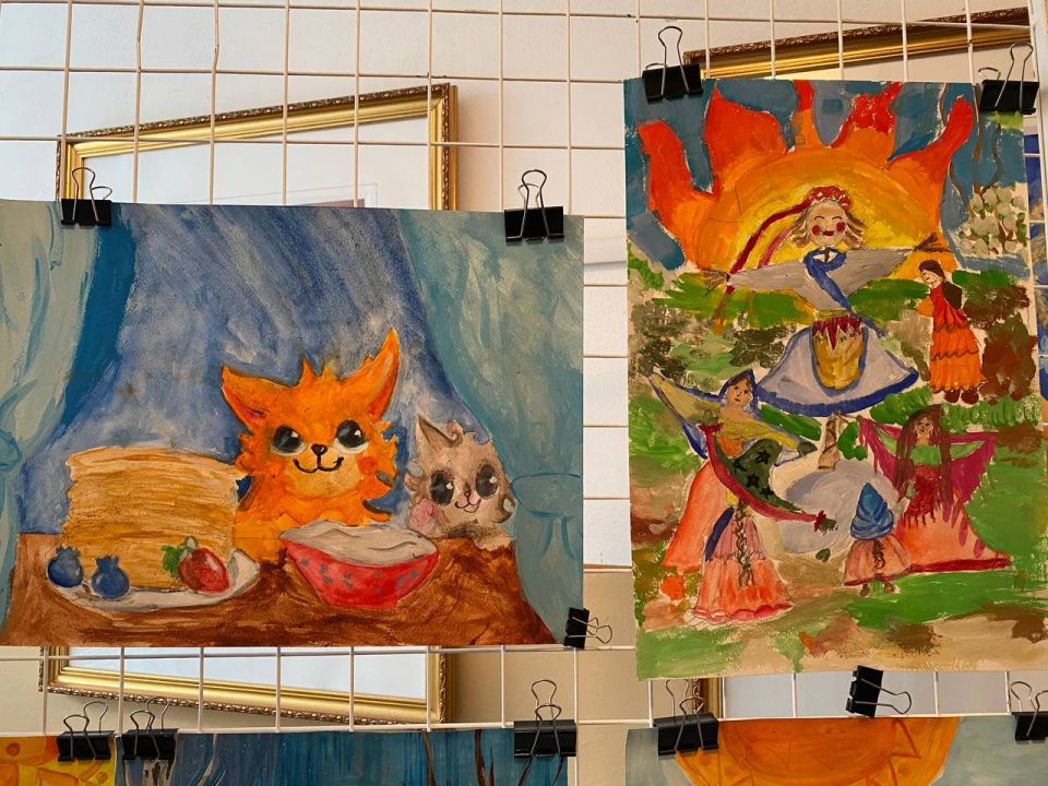 В Мелитопольской детской художественной школе открылась выставка, посвященная Масленице В Мелитопольской детской художественной школе открылась выставка, посвященная Масленице