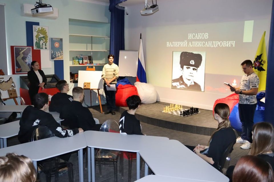 Афганистан — наша память и боль: урок мужества в Мелитополе Афганистан — наша память и боль: урок мужества в Мелитополе