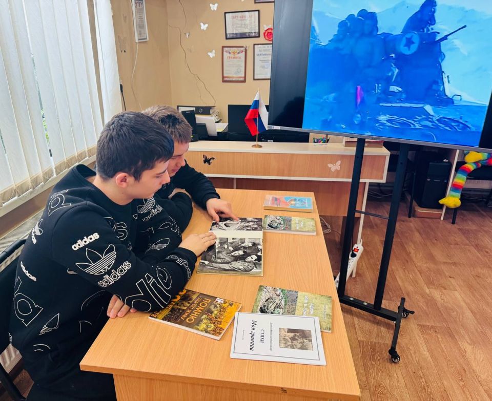 �������� �����������: 15 �������