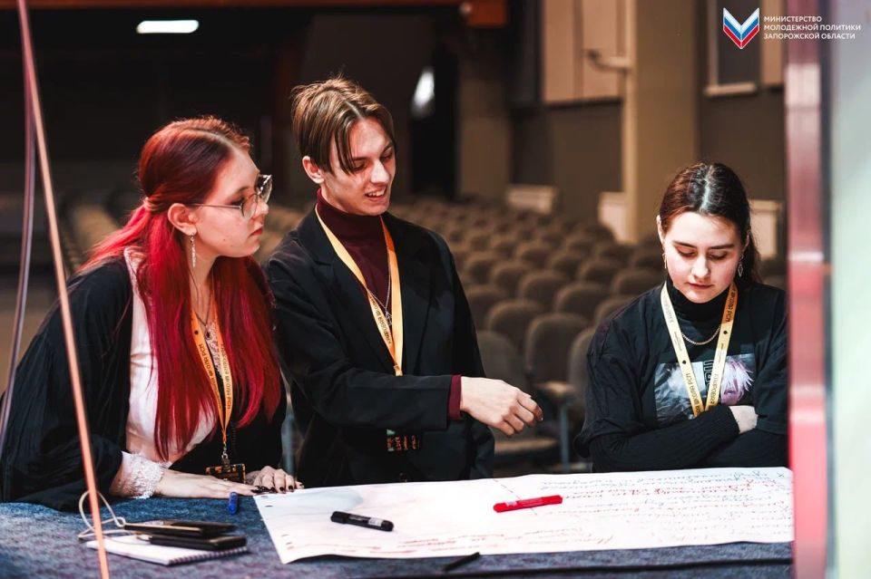 «Кадровая школа РСМ» набирает обороты в Мелитополе! «Кадровая школа РСМ» набирает обороты в Мелитополе!