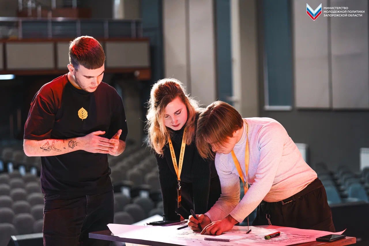 В Мелитополе продолжается серия лекций от «Кадровой школы РСМ» В Мелитополе продолжается серия лекций от «Кадровой школы РСМ»