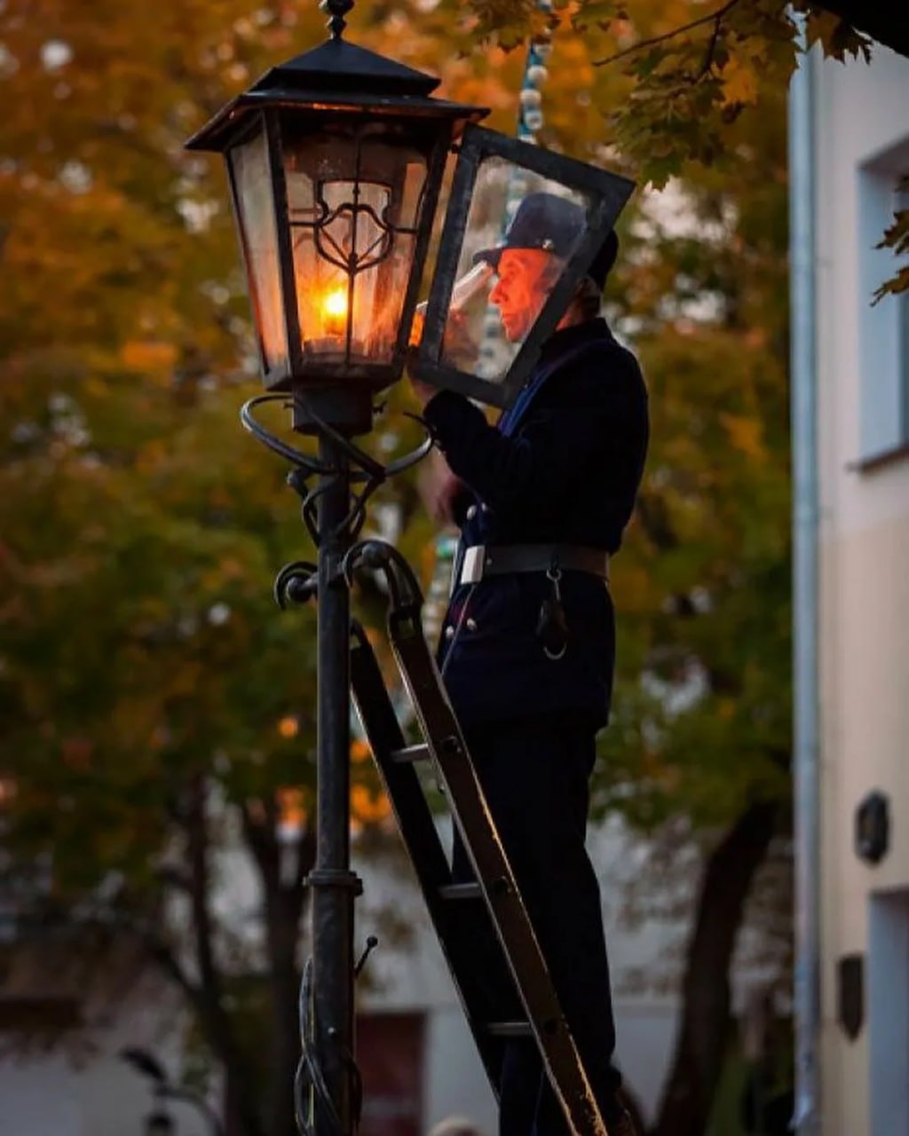 Запускаем новую рубрику «История профессий», где будем рассказывать о необычных и удивительных профессиях Запускаем новую рубрику «История профессий», где будем рассказывать о необычных и удивительных профессиях