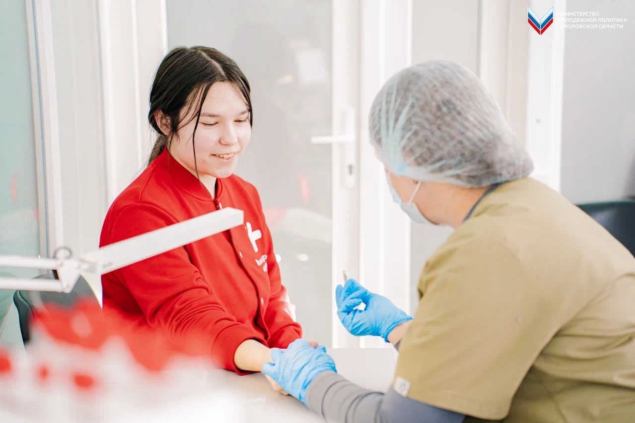 Подари надежду — стань донором: жители Запорожской области поучаствовали в донорской акции по сбору крови Подари надежду — стань донором: жители Запорожской области поучаствовали в донорской акции по сбору крови