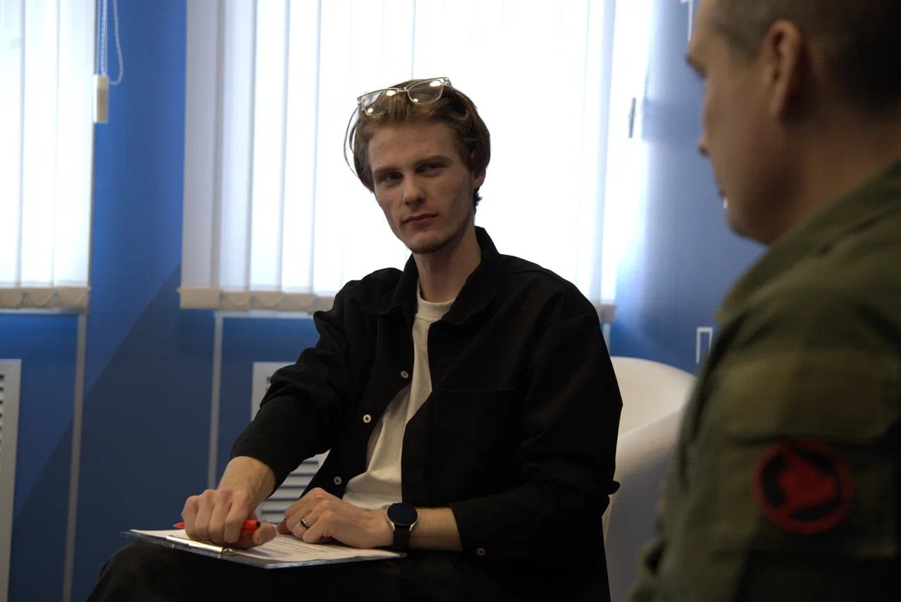 Команда запорожского филиала фонда «Защитники Отечества» в канун 23 февраля завершила марафон встреч с молодежью мероприятиями с самыми маленькими – учениками начальной школы №11 – и почти старшими, студентами... Команда запорожского филиала фонда «Защитники Отечества» в канун 23 февраля завершила марафон встреч с молодежью мероприятиями с самыми маленькими – учениками начальной школы №11 – и почти старшими, студентами...