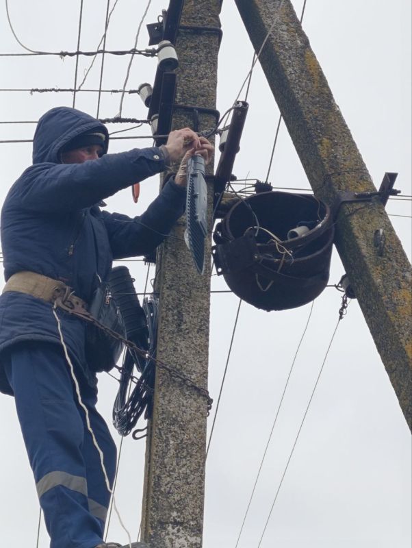 В населённых пунктах Мелитопольского муниципального округа выполнена замена уличных светильников В населённых пунктах Мелитопольского муниципального округа выполнена замена уличных светильников
