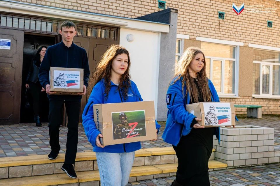 «Волонтёры Победы» забрали посылки для военнослужащих из учебных заведений региона «Волонтёры Победы» забрали посылки для военнослужащих из учебных заведений региона