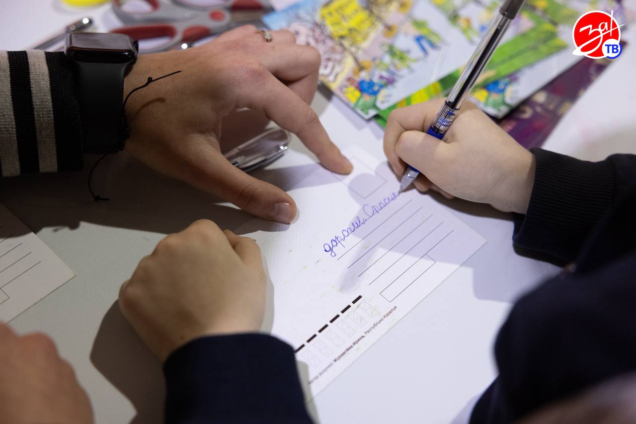 В Мелитополе стартовал фестиваль «Россия — моя история. Мужество», объединивший школьников, кадетов и участников молодёжных организаций В Мелитополе стартовал фестиваль «Россия — моя история. Мужество», объединивший школьников, кадетов и участников молодёжных организаций