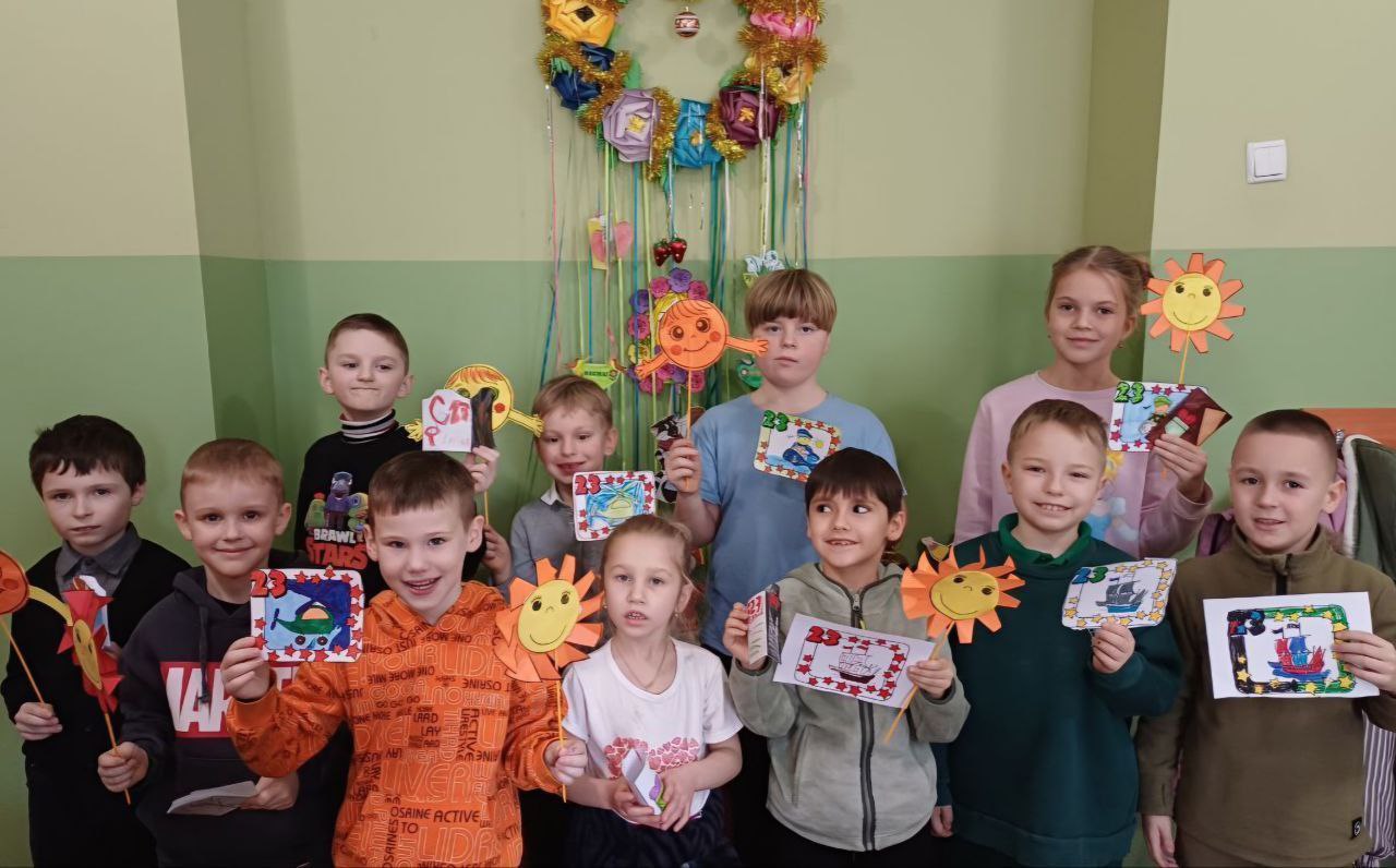 Открытки для героев и блинное настроение: праздник в клубе «Буревестник»! Открытки для героев и блинное настроение: праздник в клубе «Буревестник»!