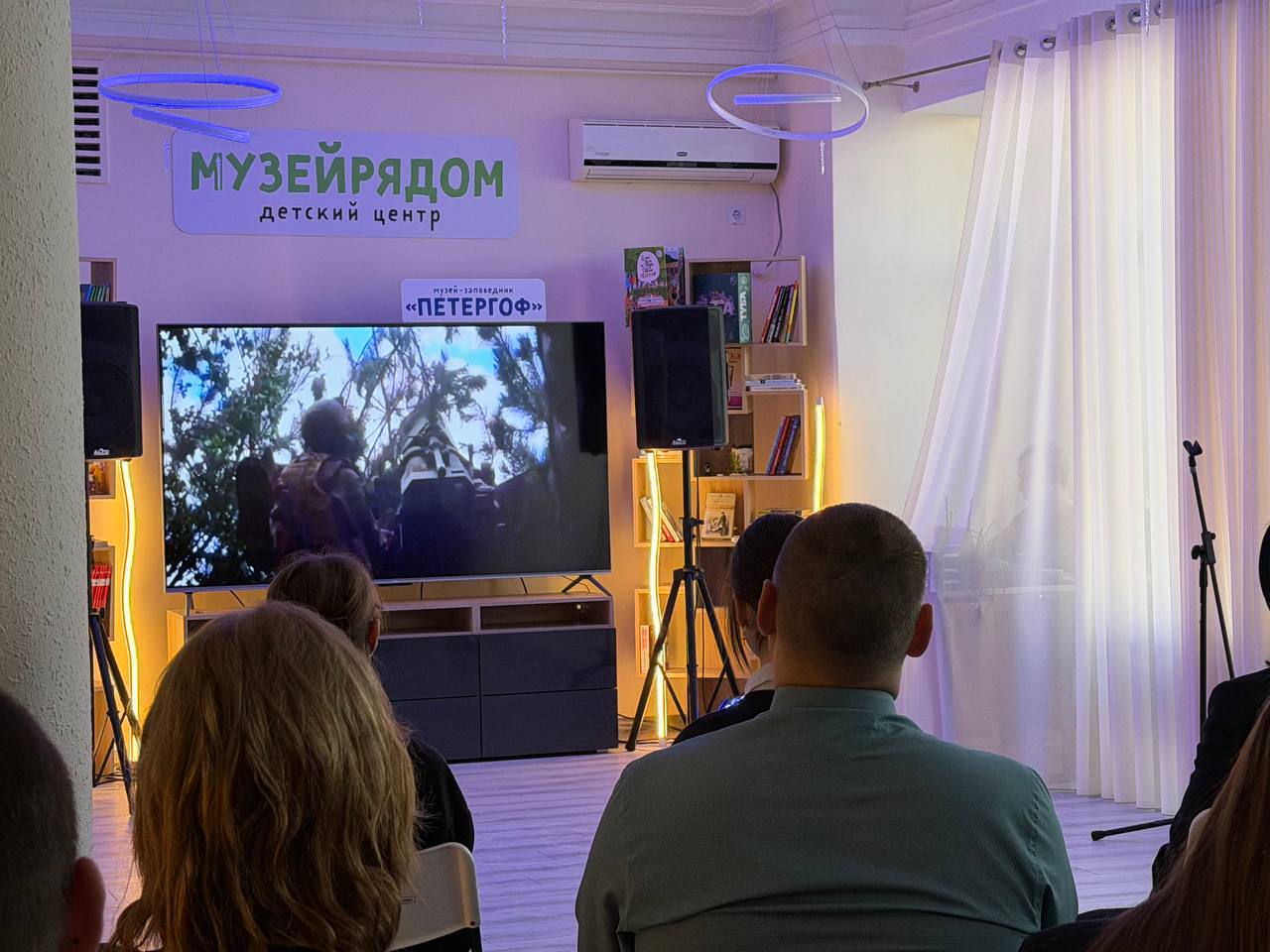 Команда запорожского филиала фонда «Защитники Отечества» и сотрудники Центра патриотического воспитания «Воин» приняли участие в концерте, посвященном Дню войск специальных операций Команда запорожского филиала фонда «Защитники Отечества» и сотрудники Центра патриотического воспитания «Воин» приняли участие в концерте, посвященном Дню войск специальных операций