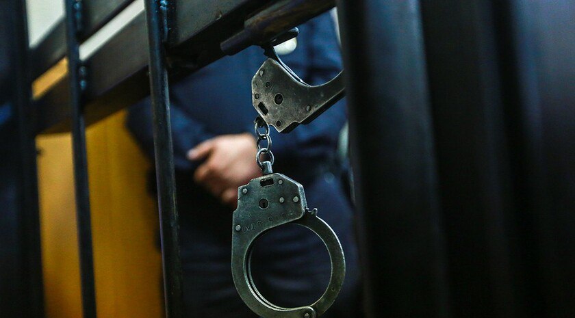 Двое граждан Украины предстанут перед судом за поджог администрации в Запорожской области