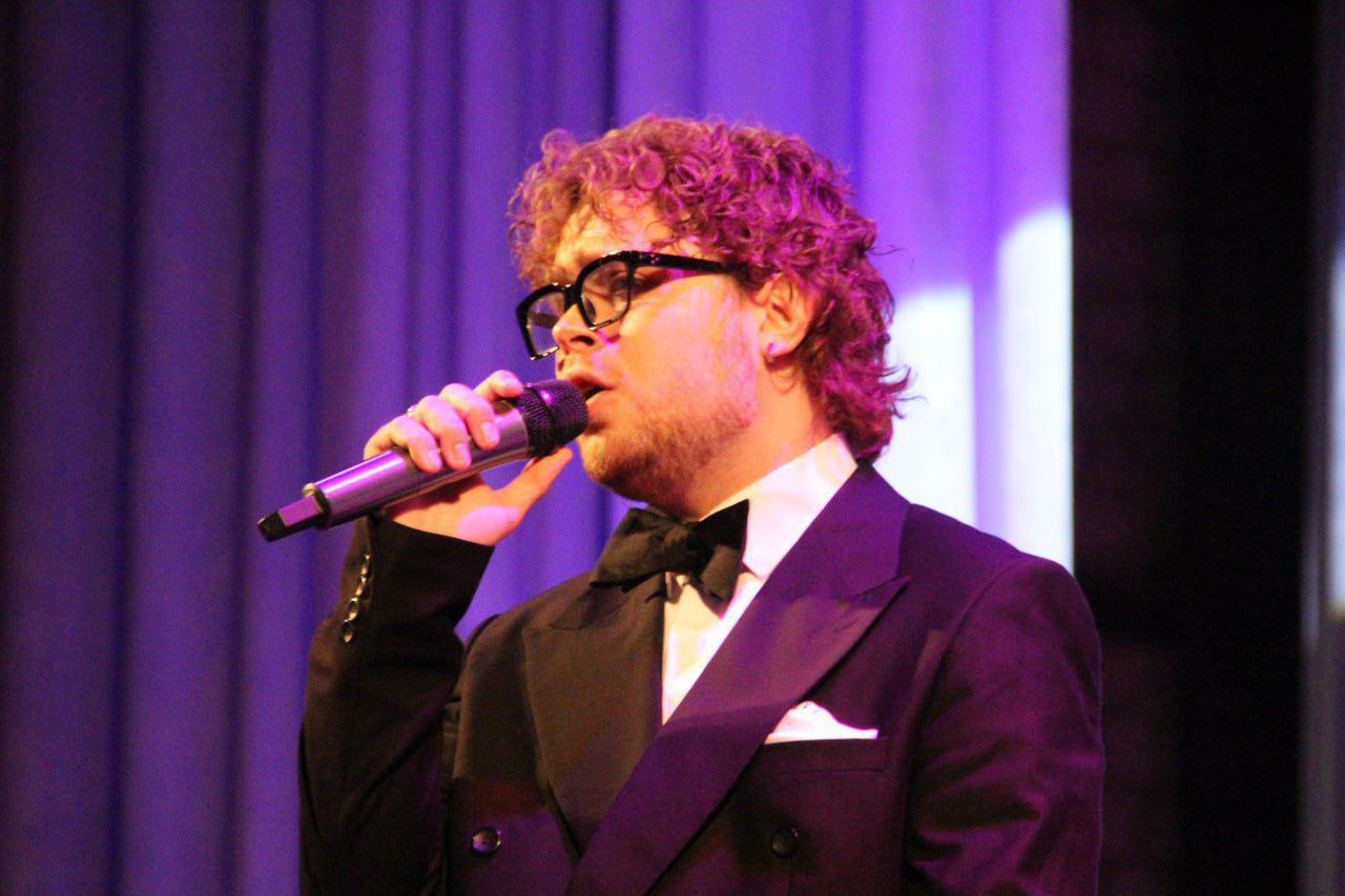 Вокальный коллектив «Квартет ПРО» в честь Международного женского дня выступил с концертной программой «Признание в любви» в Областном центре искусств и народного творчества Вокальный коллектив «Квартет ПРО» в честь Международного женского дня выступил с концертной программой «Признание в любви» в Областном центре искусств и народного творчества