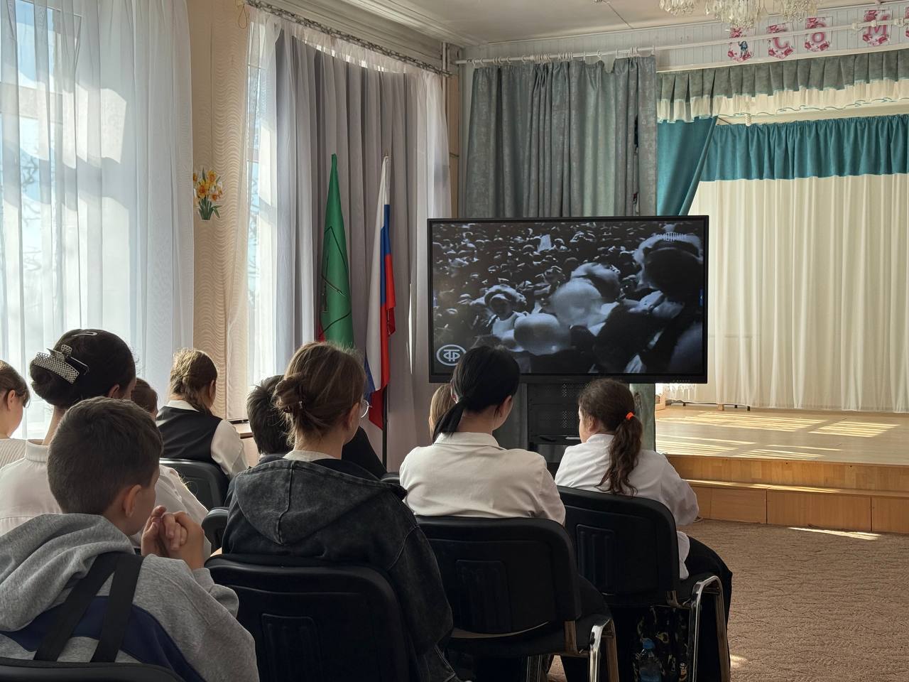 Космос начинается с мечты! Космос начинается с мечты!