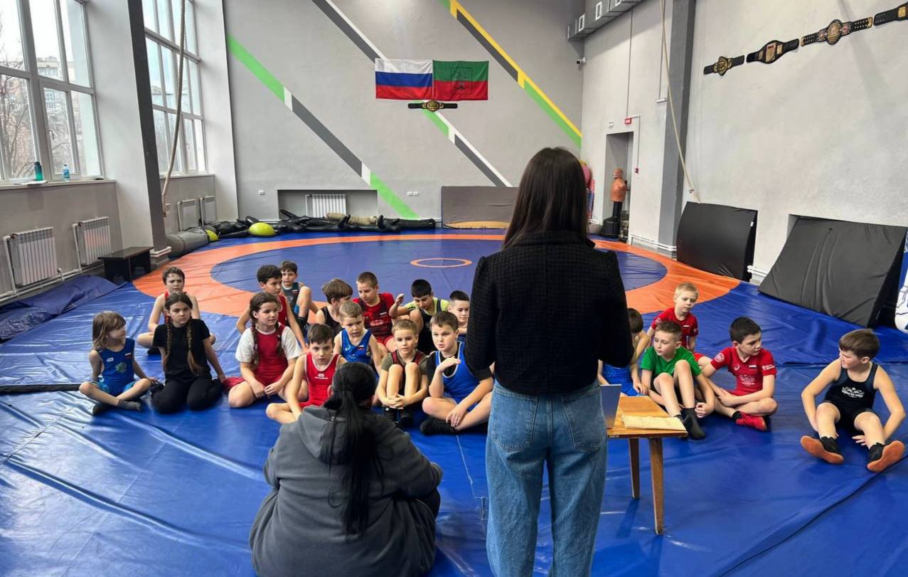 18 марта прошла лекция организованная отделом спорта и физической культуры совместно с УФСИН на базе Спортивной школы №1 на тему «Антитеррор: как распознать угрозу и сохранить жизнь» 18 марта прошла лекция организованная отделом спорта и физической культуры совместно с УФСИН на базе Спортивной школы №1 на тему «Антитеррор: как распознать угрозу и сохранить жизнь»