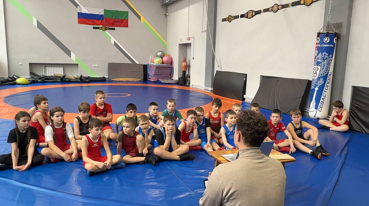 18 марта прошла лекция организованная отделом спорта и физической культуры совместно с УФСИН на базе Спортивной школы №1 на тему «Антитеррор: как распознать угрозу и сохранить жизнь» 18 марта прошла лекция организованная отделом спорта и физической культуры совместно с УФСИН на базе Спортивной школы №1 на тему «Антитеррор: как распознать угрозу и сохранить жизнь»