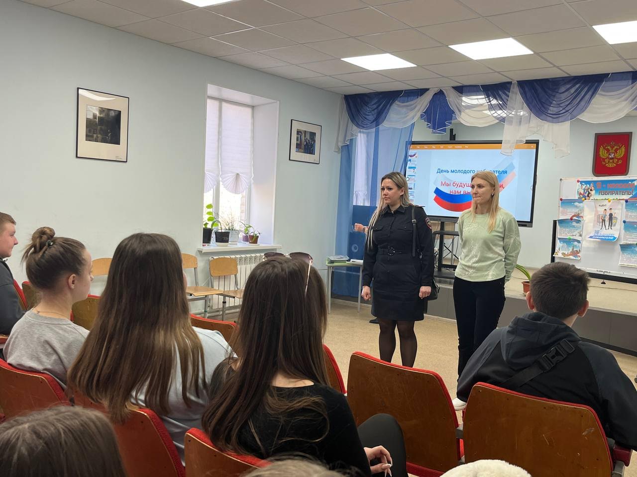 В Мелитополе прошла профилактическая акция «Безопасный путь» В Мелитополе прошла профилактическая акция «Безопасный путь»