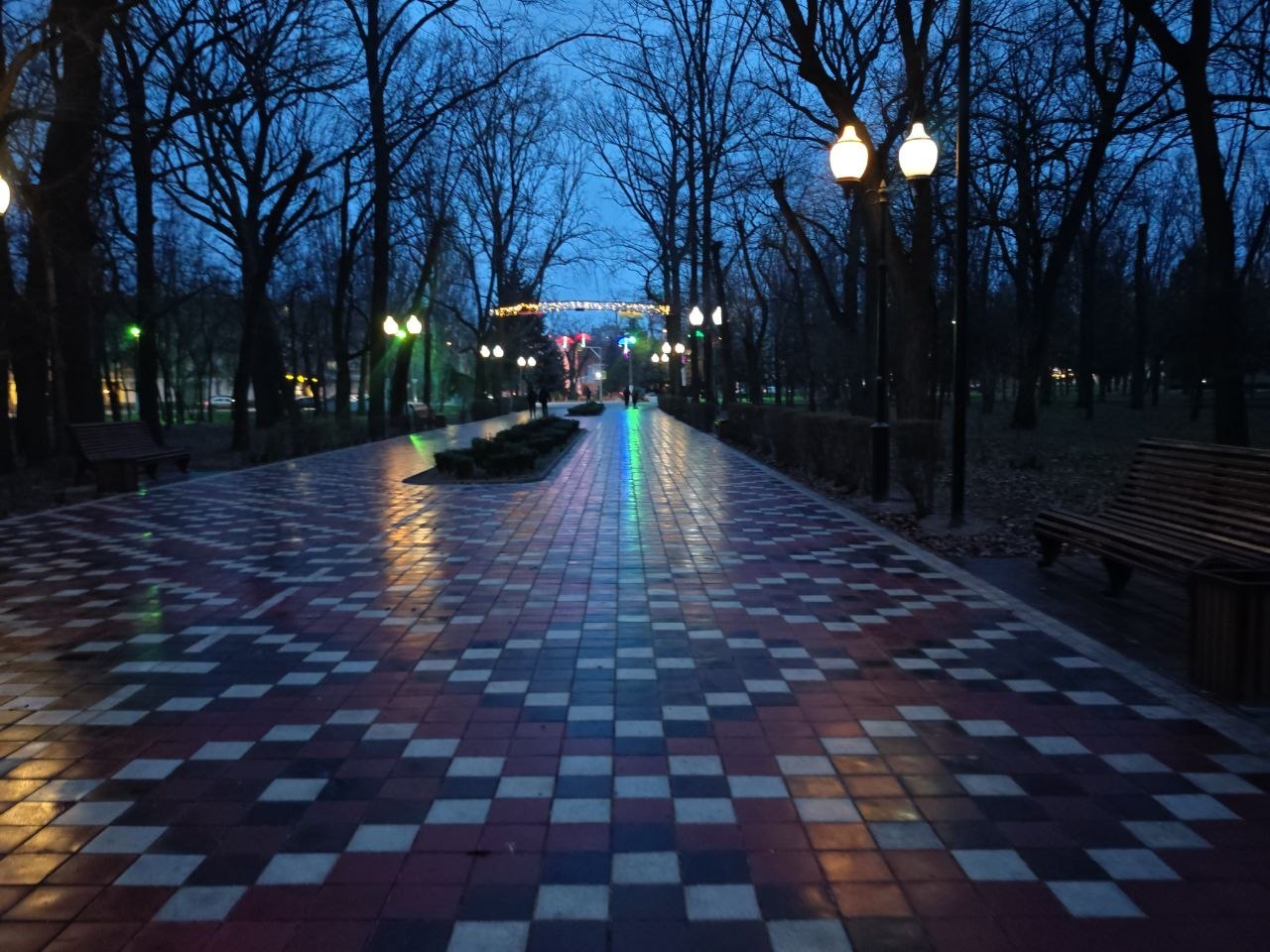 День заканчивается, и вместе с ним пусть уходят все переживания