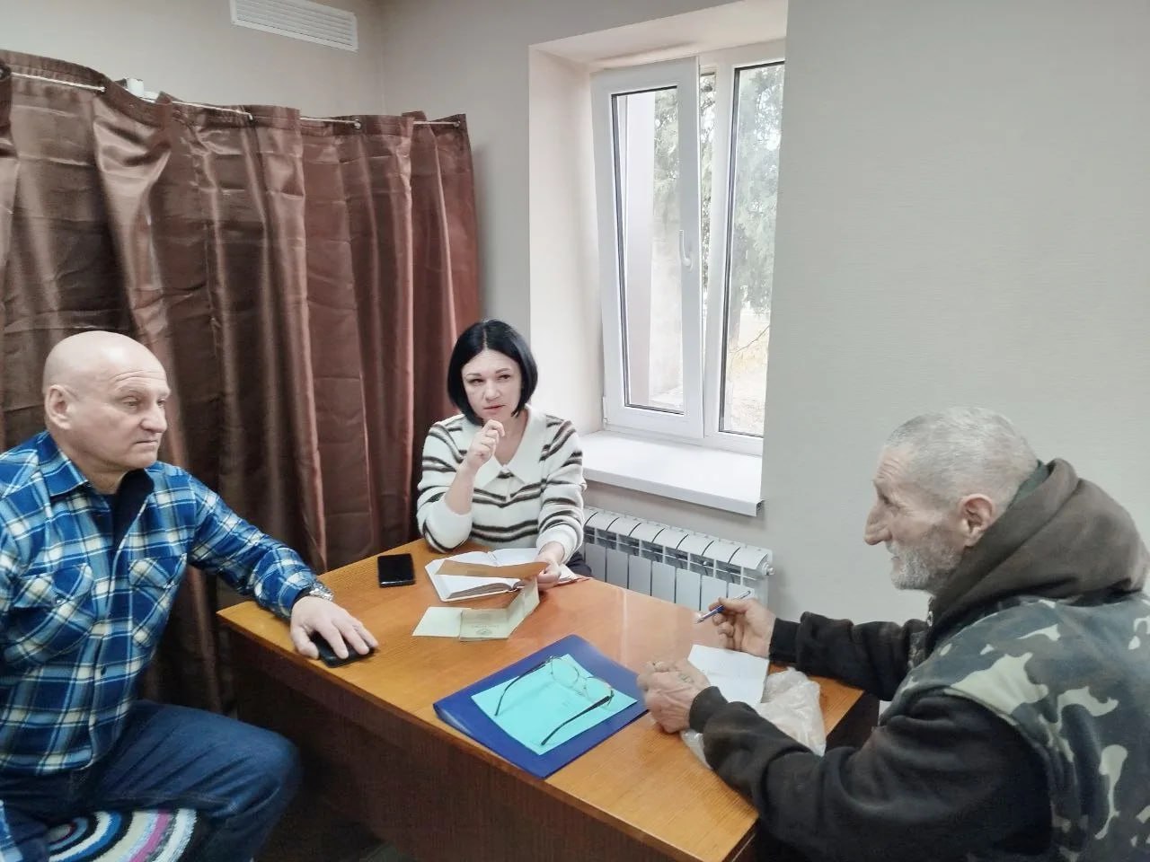 Приём граждан в с. Светлодолинское: диалог власти и населения