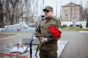 В Запорожской области состоялась передача останков бойца Красной армии для захоронения на Родине