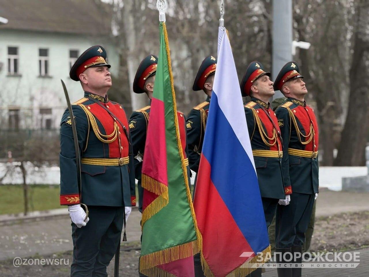 В Мелитополе прошла торжественная передача останков красноармейца из Ставропольского края В Мелитополе прошла торжественная передача останков красноармейца из Ставропольского края