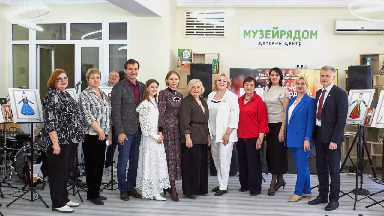 В Мелитополе прошел первый этап проекта «Хоровод народных кукол» В Мелитополе прошел первый этап проекта «Хоровод народных кукол»