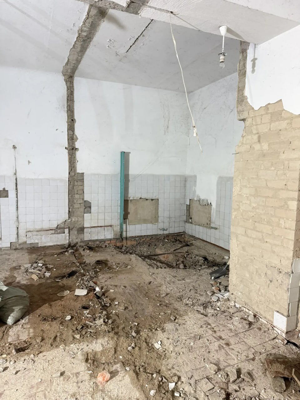 Шефы из Севастополя приступили к обновлению канализации ДК в поселке Фруктовое Шефы из Севастополя приступили к обновлению канализации ДК в поселке Фруктовое