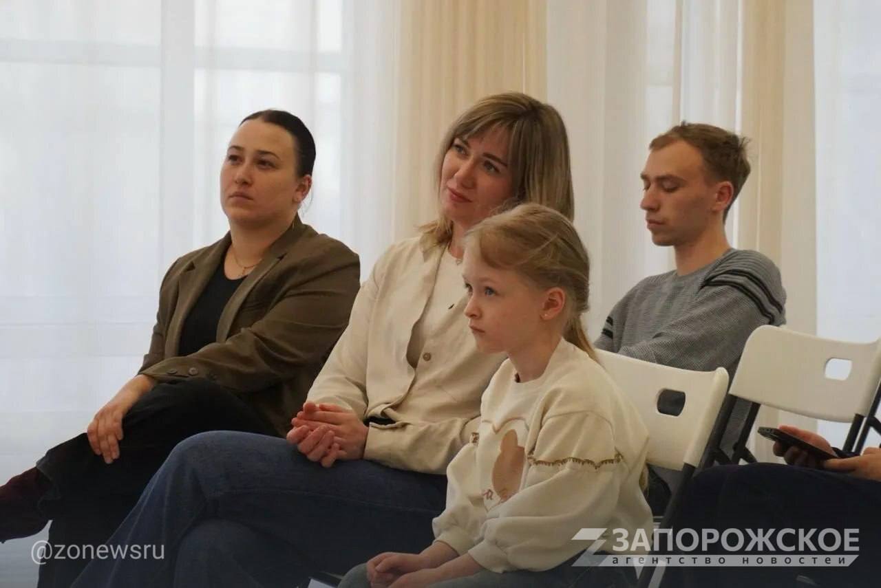 Молодежь провела для жителей Мелитополя мастер-класс по тактической медицине Молодежь провела для жителей Мелитополя мастер-класс по тактической медицине