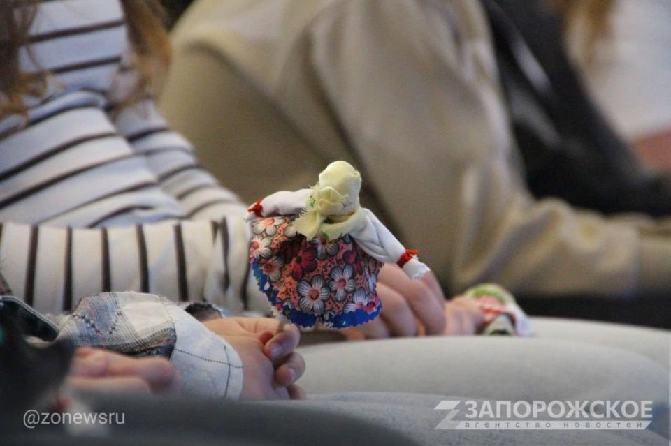 «Две сестры: Россия и Беларусь» «Две сестры: Россия и Беларусь»